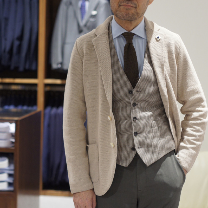 LARDINI ラルディーニ シルク リネン ジレ LARDINI (ラルディーニ) シルク混 フラワー ポケットチーフ