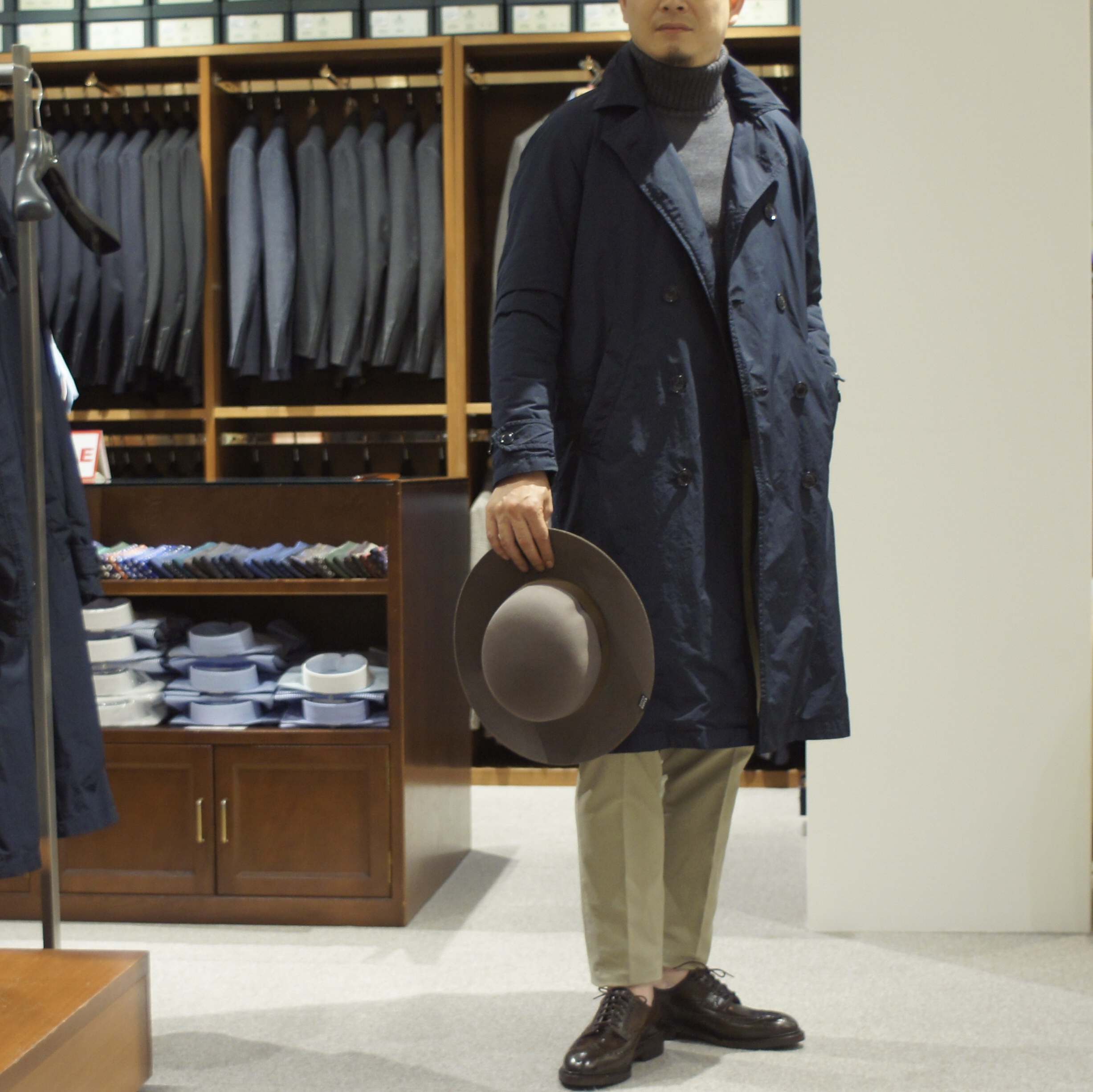 ASPESI(アスペジ)』最旬の ビッグシルエットロングコートが登場  